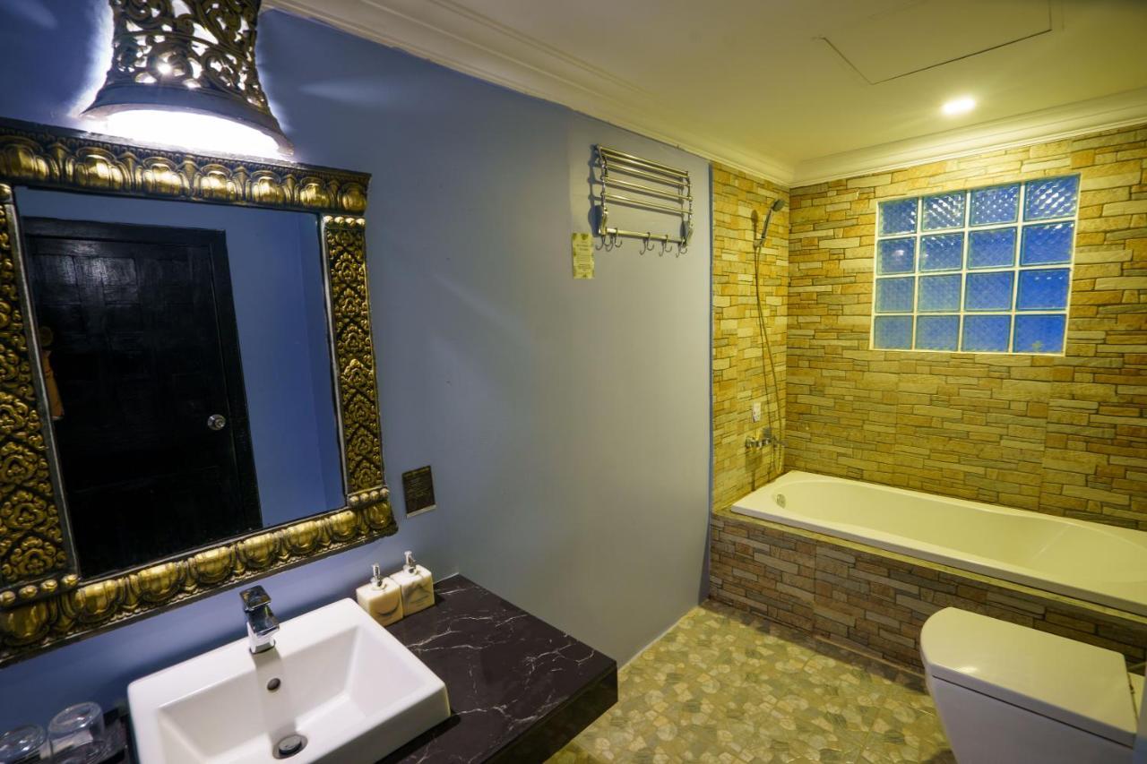 The Rabbit Hole Hotel & Spa Siem Reap Exterior photo